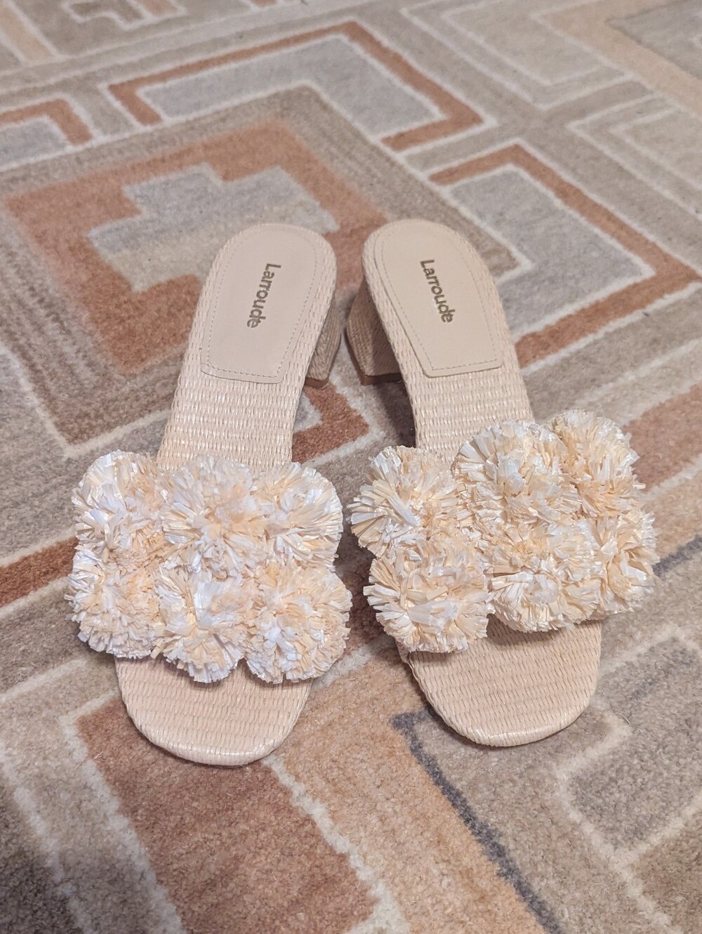 Larroude Brigitte Raffia Block Heel Size 9.5 In Linen